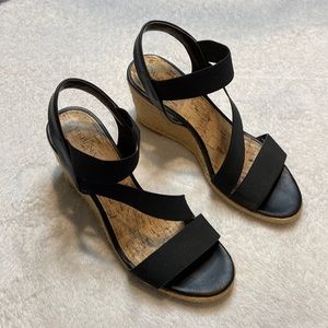 Merona Black Espadrille Wedges Size 8